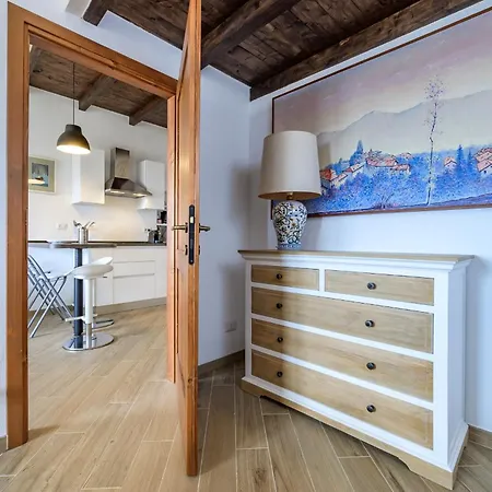 Apartamento San Salvatore Sul Porto - Genovainrelax